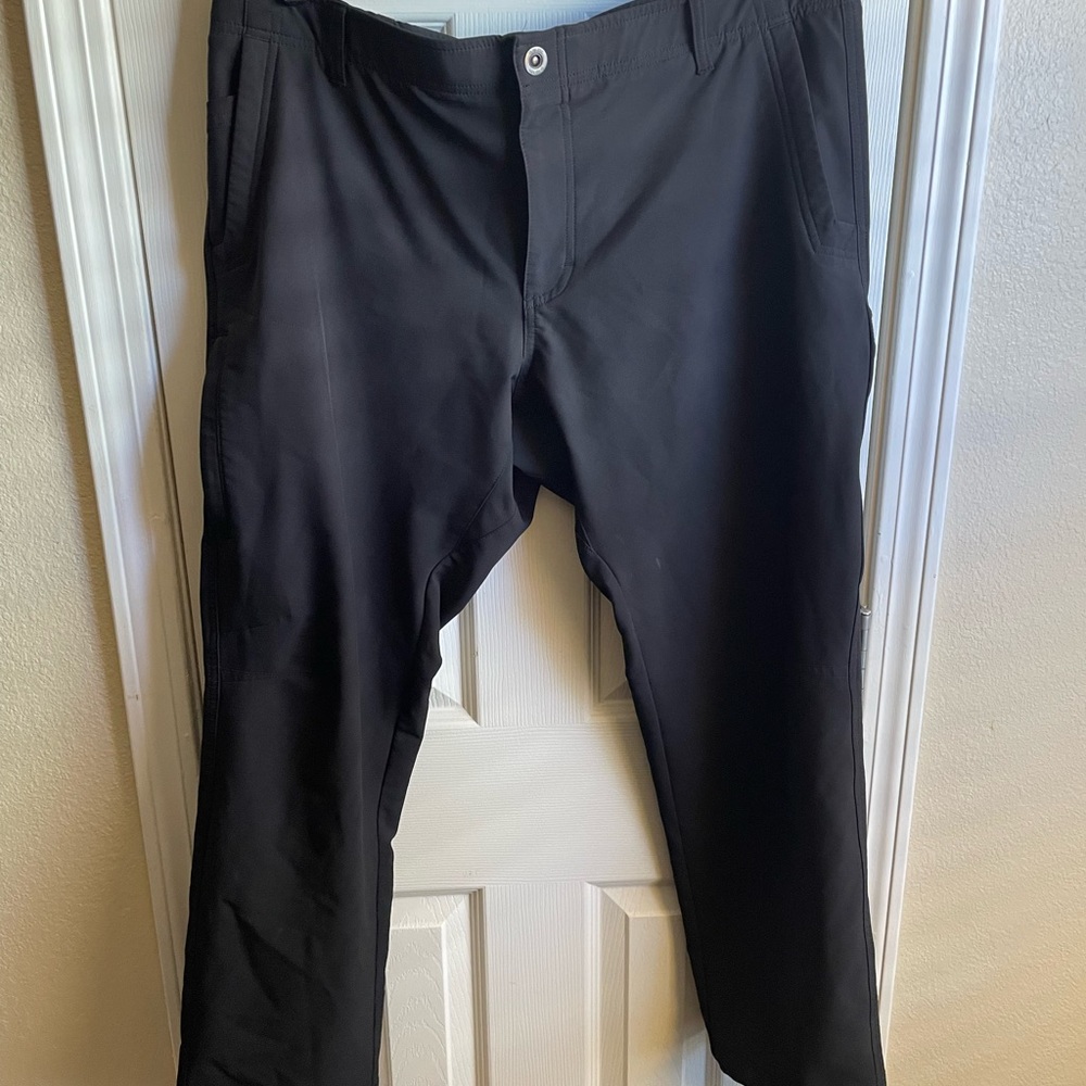 Hi-Tec Men’s Performance Pants. Black, 38X30